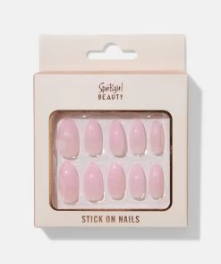 STICK ON NAILS - SOFT PINK