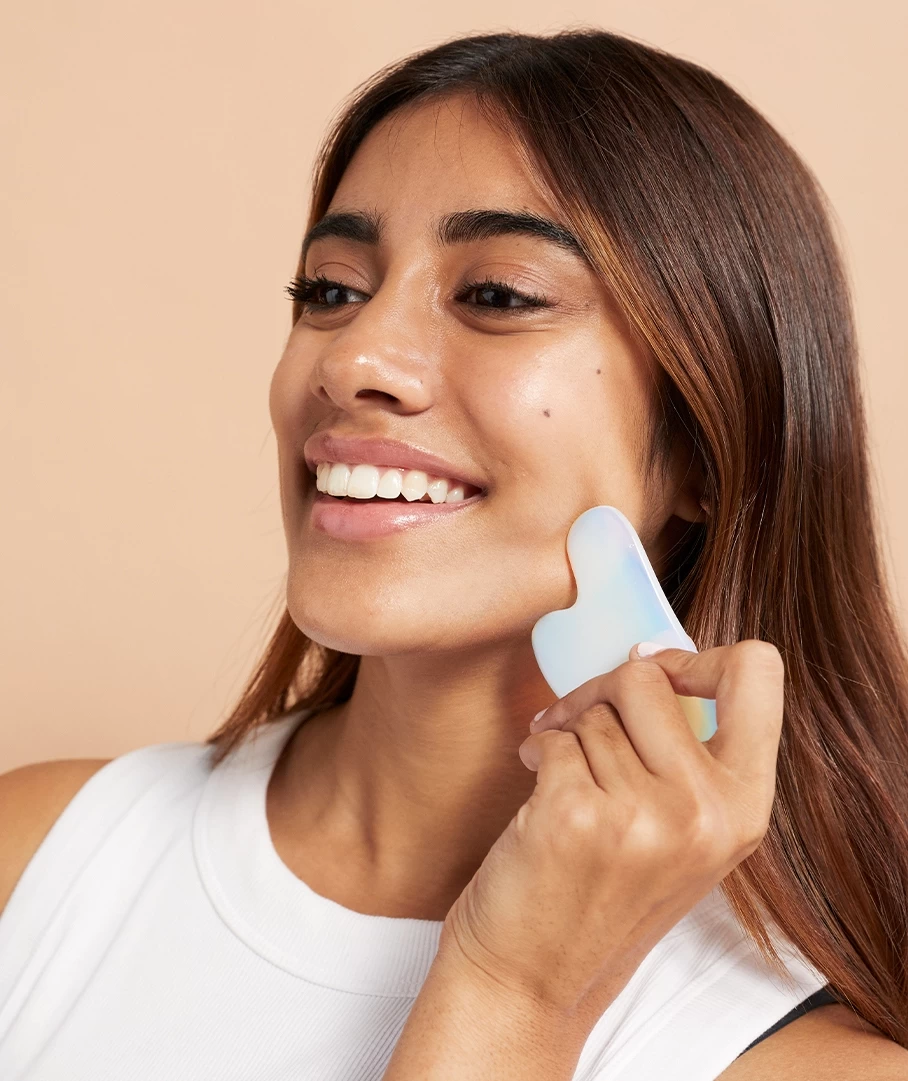 MOONSTONE GUA SHA MASSAGE STONE - Image 3