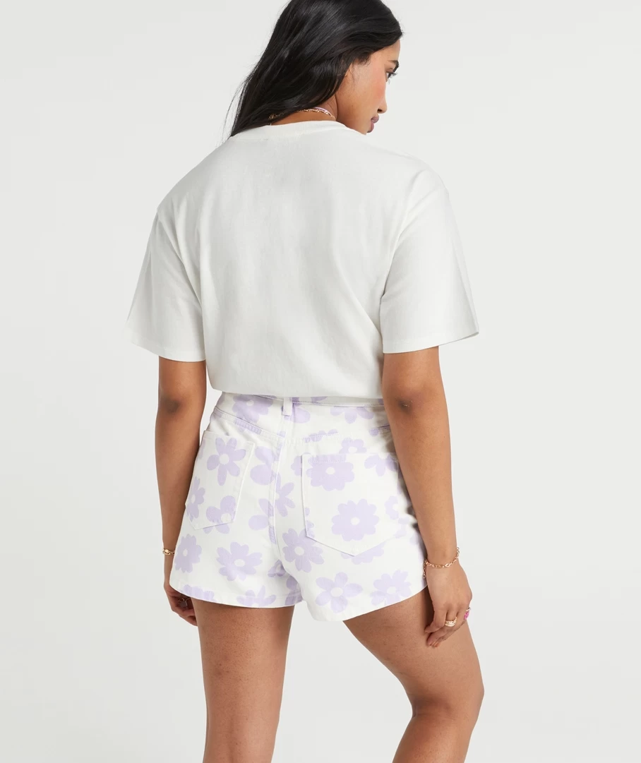 DAISY PRINTED DENIM SHORTS - Image 3