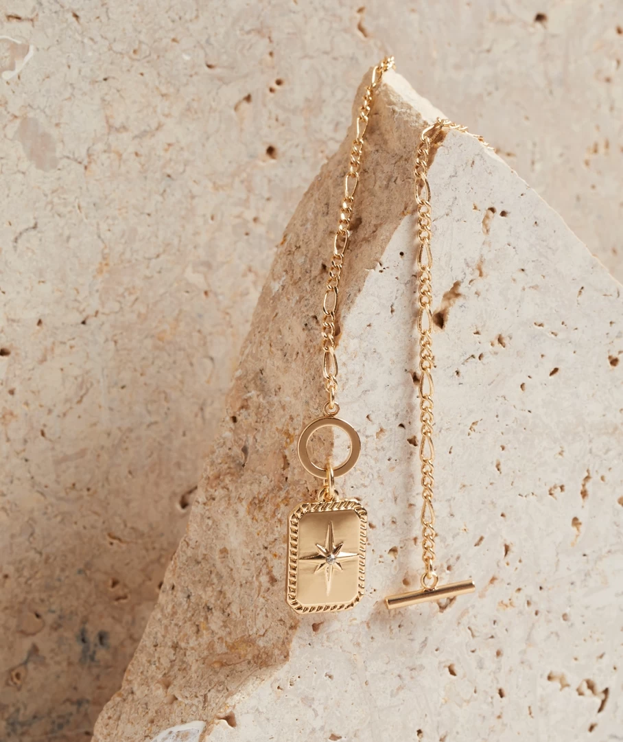 GOLD PLATED STAR PENDANT NECKLACE - Image 3