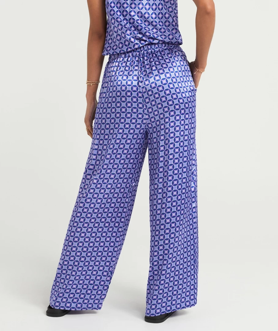 CHERYL PRINTED SATIN PANTS - Image 3