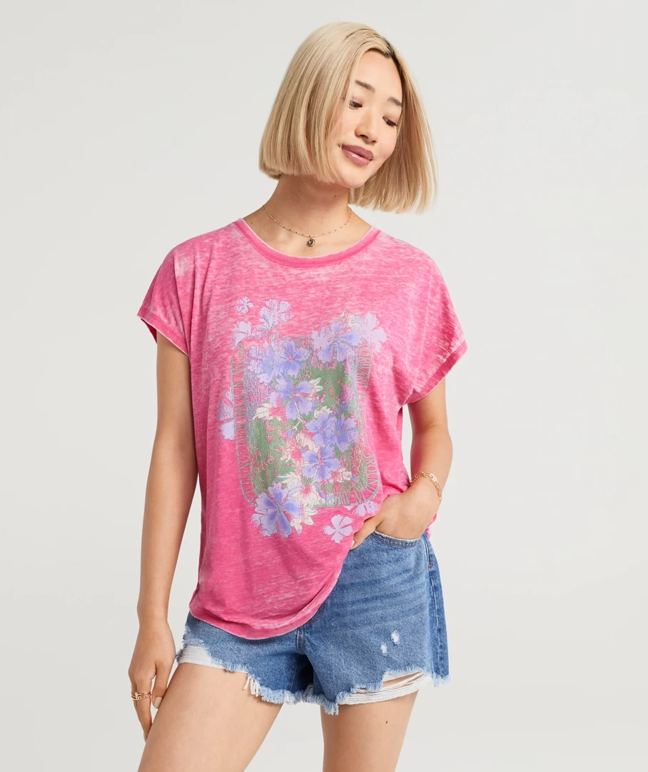 FLORAL BURNOUT GRAPHIC T-SHIRT