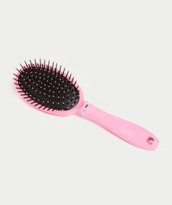 MANE ATTRACTION – SMOOTHING OVAL HAIR BRUSH