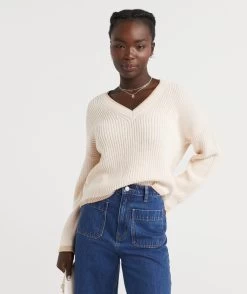 MILA V NECK CROPPED SWEATER