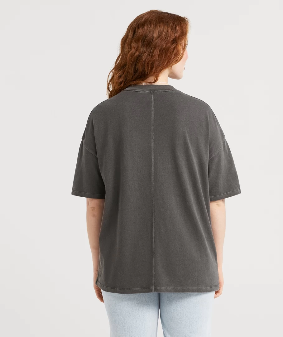 DYNAMIC GRAPHIC OVERSIZED TSHIRT - Image 3